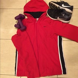 Nike lightweight jacket